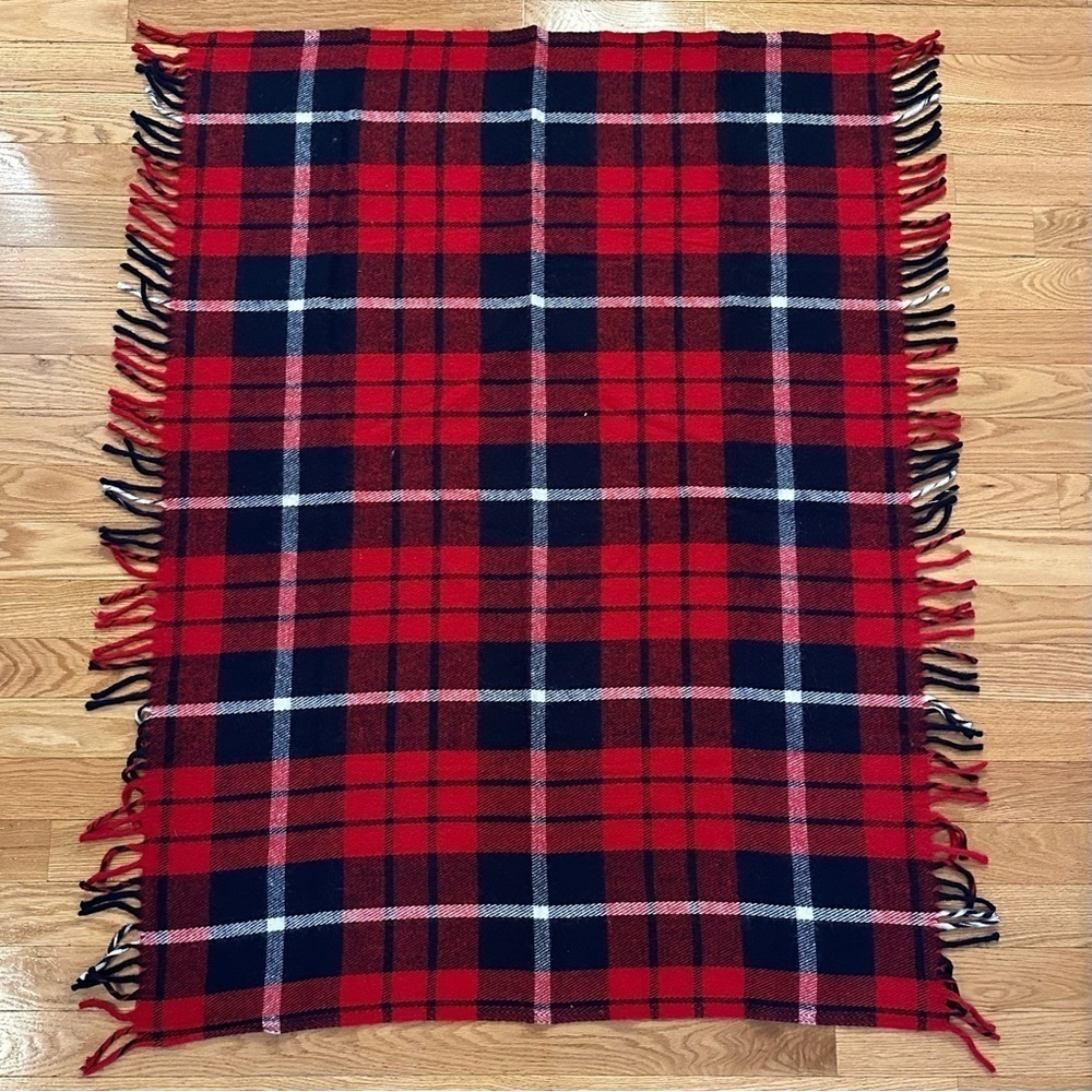 Faribault Woolen Mill Co Red Blue Plaid Acrylic Stadium Throw Blanket 53x40